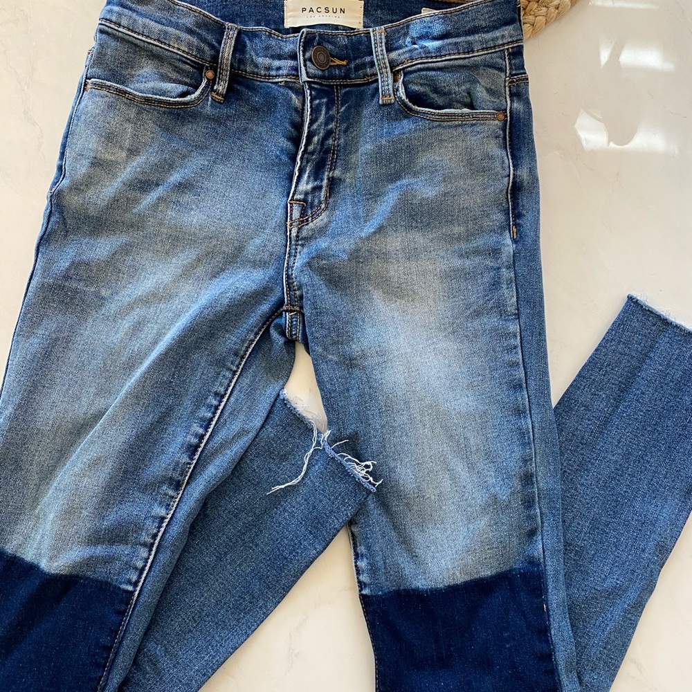 ❌SOLD ❌  PacSun Jeggings with Knee Accents!